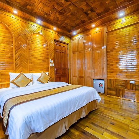 Theking Hotel Huong Gia Eksteriør billede