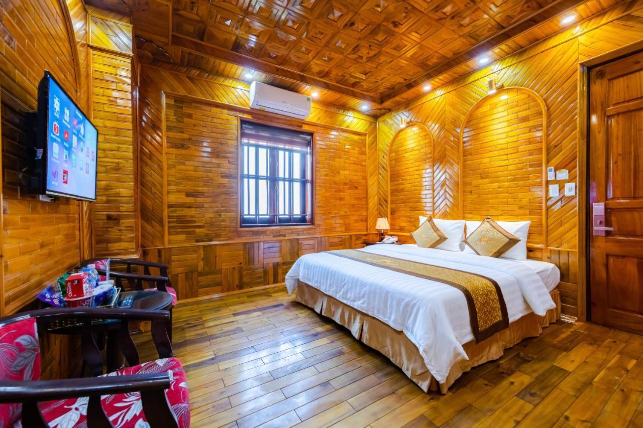 Theking Hotel Huong Gia Eksteriør billede