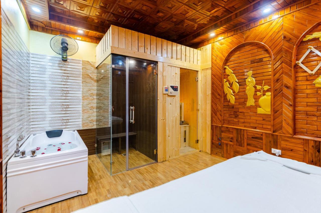 Theking Hotel Huong Gia Eksteriør billede